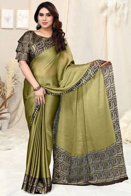 Light Green Chiffon Solid Saree Without Blouse 1