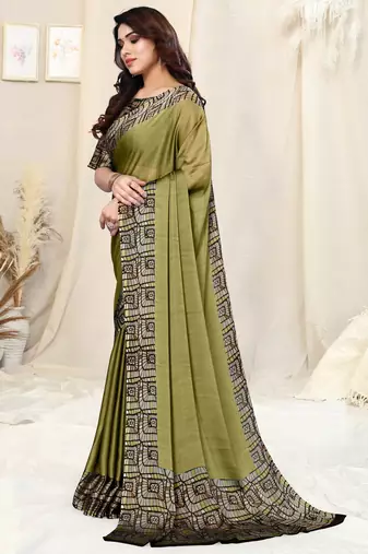 Light Green Chiffon Solid Saree Without Blouse