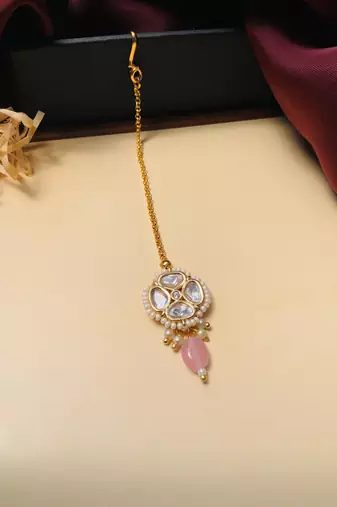 Charming high quality gold plated polki maangtikka