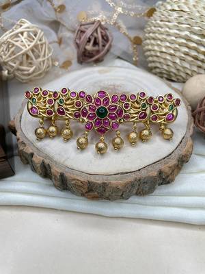 Antique gold plated kemp stone hair clip 1