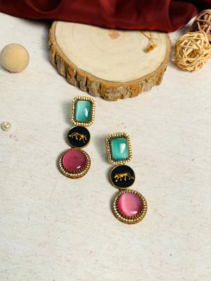 High-quality meticulous gold plated earring 4