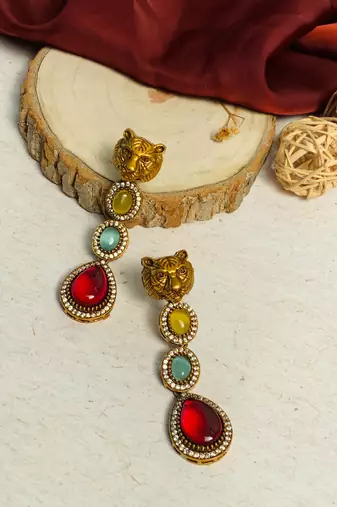 High-quality meticulous gold plated earring