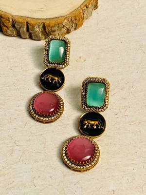 High-quality meticulous gold plated earring 1
