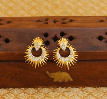 Gold platted cz earring 2