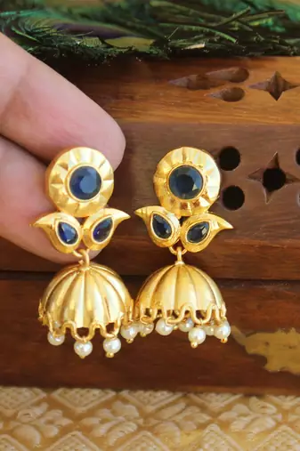 Matte finish earring