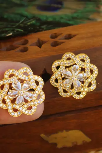 Gold platted cz earring