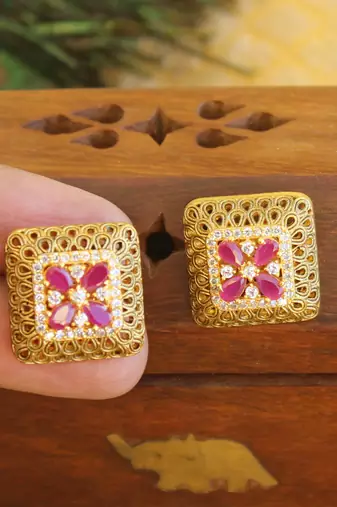 Matte finish earring