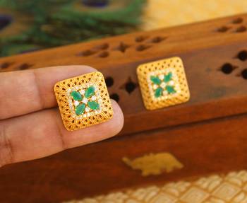 Gold platted earring 2