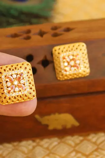 Gold platted earring