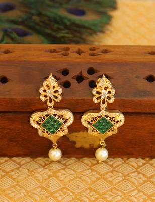 Gold platted earring 1