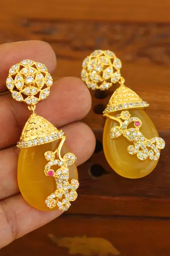 Gold platted cz earring