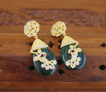 Gold platted cz earring 1