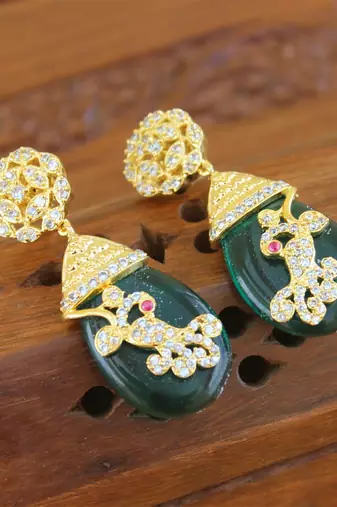 Gold platted cz earring