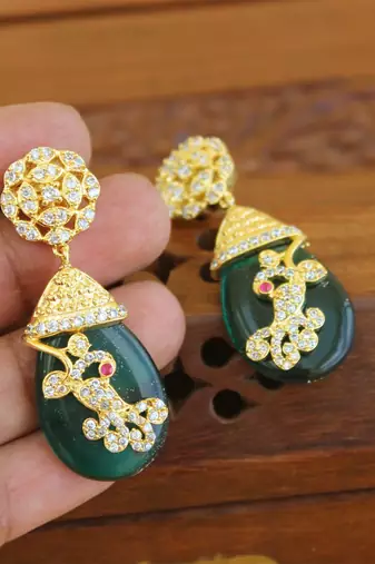 Gold platted cz earring