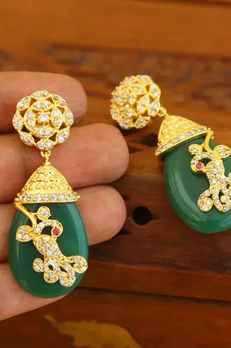 Gold platted cz earring