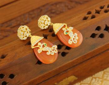 Gold platted cz earring 1