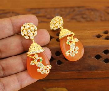 Gold platted cz earring 2