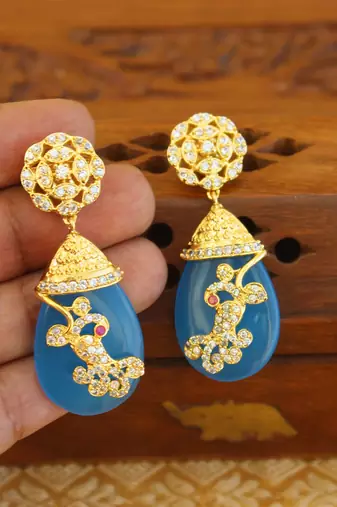 Gold platted cz earring