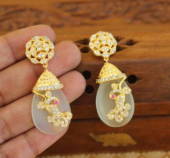 Gold platted cz earring 3