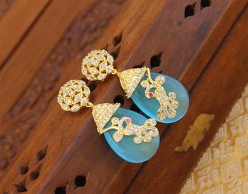 Gold platted cz earring 1