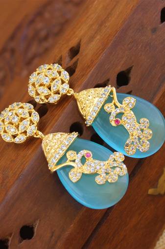 Gold platted cz earring