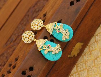 Gold platted cz earring 1