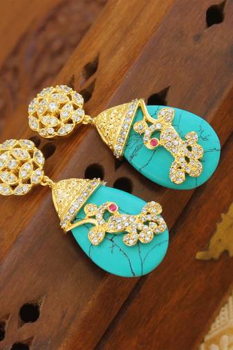 Gold platted cz earring