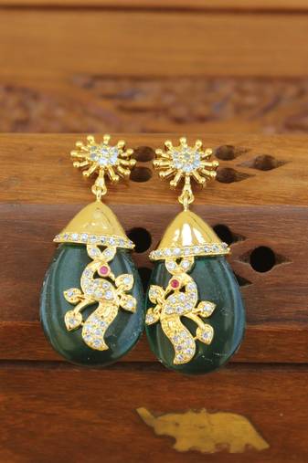 Gold platted cz earring