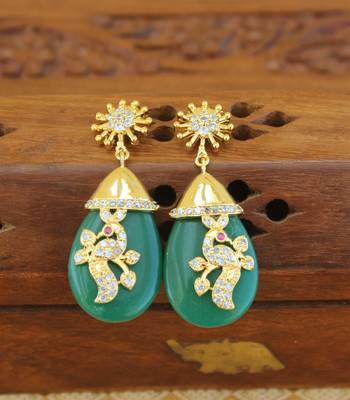 Gold platted cz earring 1