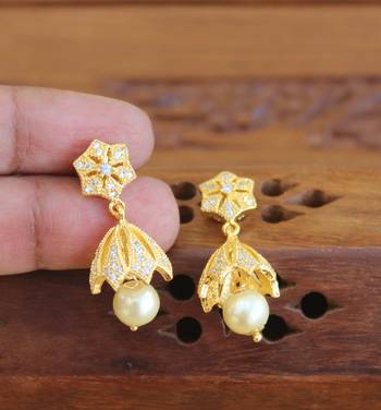 Gold platted cz earring 3