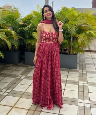 Printed Yoke Embroidered Backless Anarkali With Organza Dupatta 1