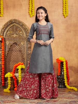 Aarika girls casual wear grey colour tribal print cotton kurti 1