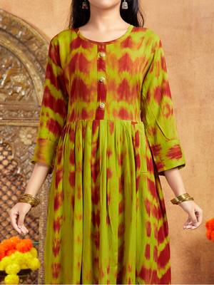 Aarika girls casual wear green colour tie dye print rayon kurti 5