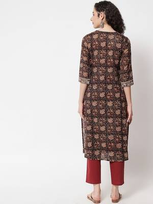 Brown Ethnic Motif printed work With Embroidery Work Cotton Kurta With Pant Set 3