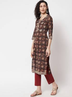 Brown Ethnic Motif printed work With Embroidery Work Cotton Kurta With Pant Set 5