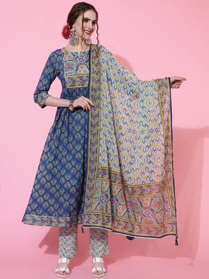 Gulmohar jaipur rayon calf length length printed semi-flared 3/4 sleeve round kurta bottom dupatta set 2