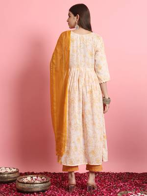  women embroidered viscose rayon a-line flared kurta with pant & dupatta set 2