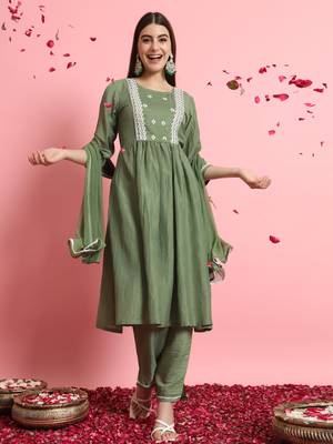   women kurta and trousers pant set silk blend 1