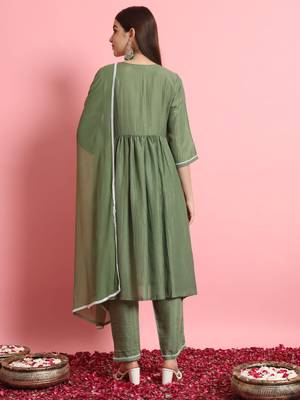   women kurta and trousers pant set silk blend 2