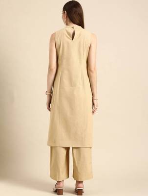 Modestouze Attires Women's  Cotton Blend Knee Length Kurta And Pant Set (Cream) (MAK75) 2
