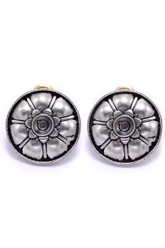 Silver floral design earrings