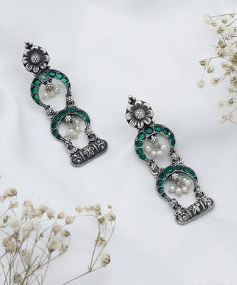 Crescent moon emerald silver earrings 2