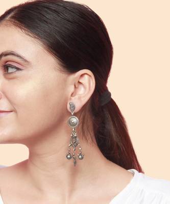 Charming silver hanging drop chain earrings 1