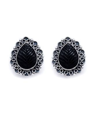 Black onyx oval shape silver earrings 3