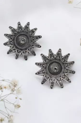 Sunflower design silver earrings