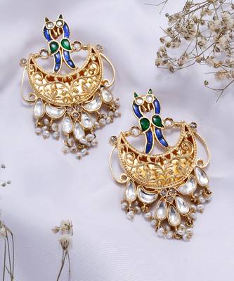Gold plated crescent moon kundan earrings 2