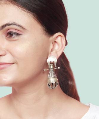 Antique designed handmade drop silver earrings 1
