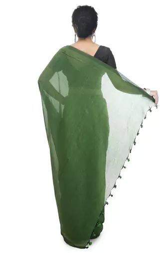 Women's pure premium cotton saree with blouse piece (green)