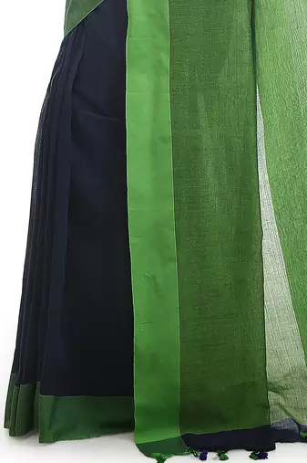 Women's pure premium cotton saree with blouse piece (black & green)