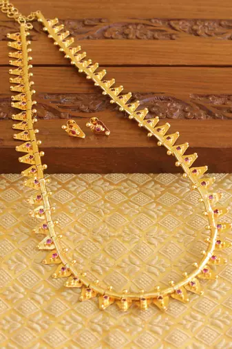 Kerala style gold platted thali koottam long necklace set